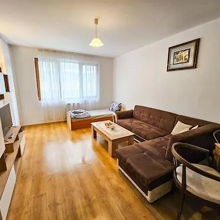 Apartment Mountain Dream A8 *